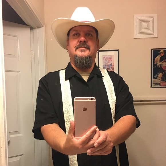 Meet your Posher, Michael - Picture 1 of 1